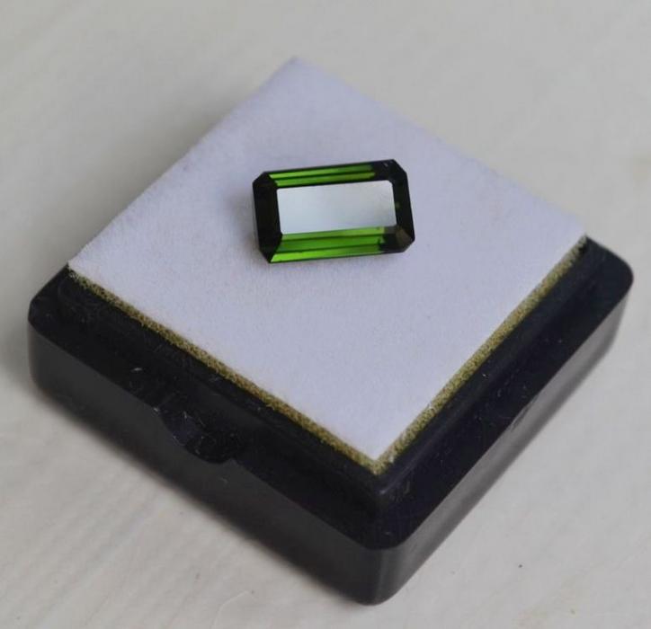 【現(xiàn)價(jià)再打6折特惠】巴西純天然綠碧璽2.50克拉