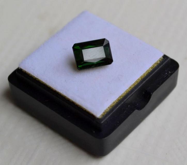 【現(xiàn)價(jià)再打6折特惠】巴西純天然綠碧璽2.28克拉