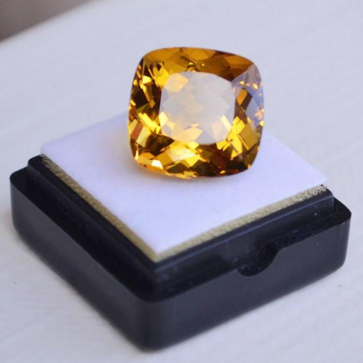 【現(xiàn)價(jià)再打8折特惠】15.30克拉純天然巴西黃水晶 旺財(cái)石