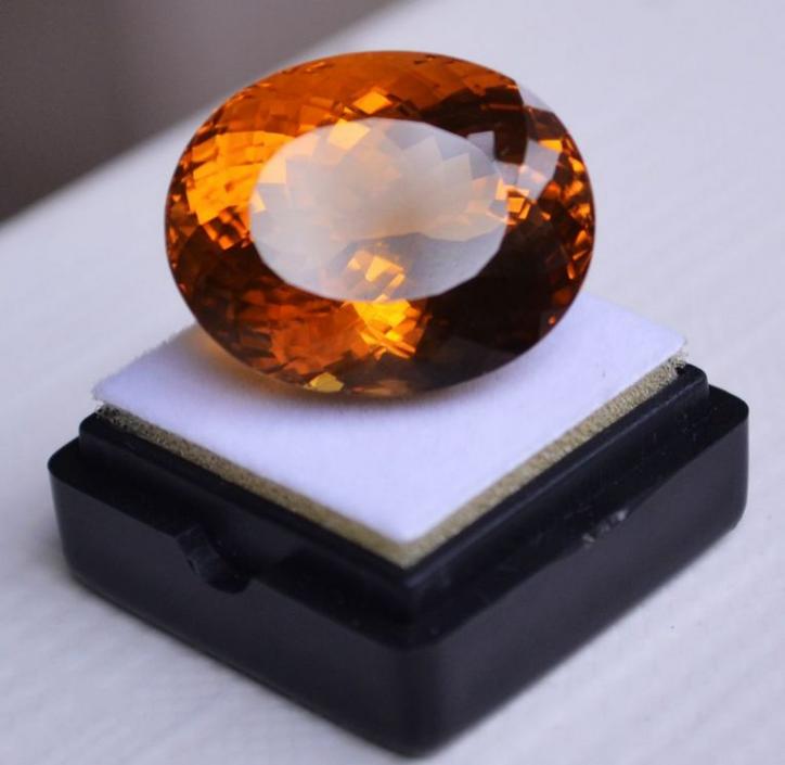 【現(xiàn)價再打8折特惠】42.32克拉純天然巴西黃水晶 旺財石