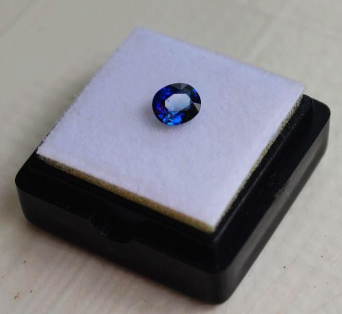 坦桑石 坦桑尼亞D礦區(qū)5A級別0.84克拉天然坦桑石戒面