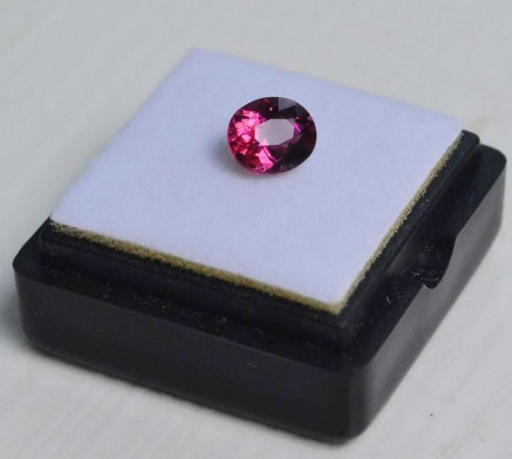 【現(xiàn)價(jià)再打6折特惠】尼日利亞純天然紫紅色碧璽1.05克拉