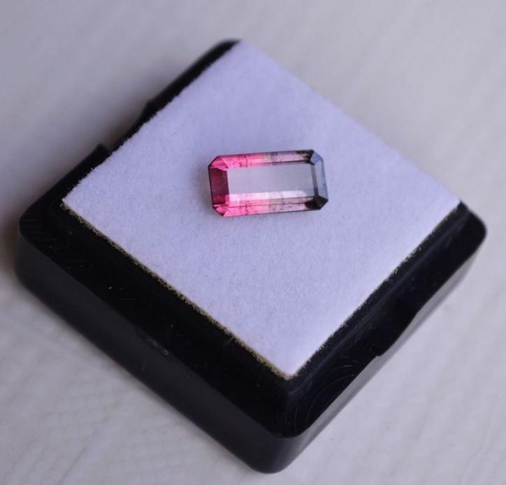 【現(xiàn)價再打6折特惠】尼日利亞純天然雙色碧璽1.25克拉